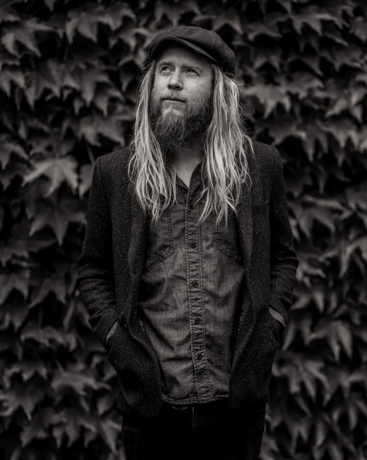 Stu Larsen